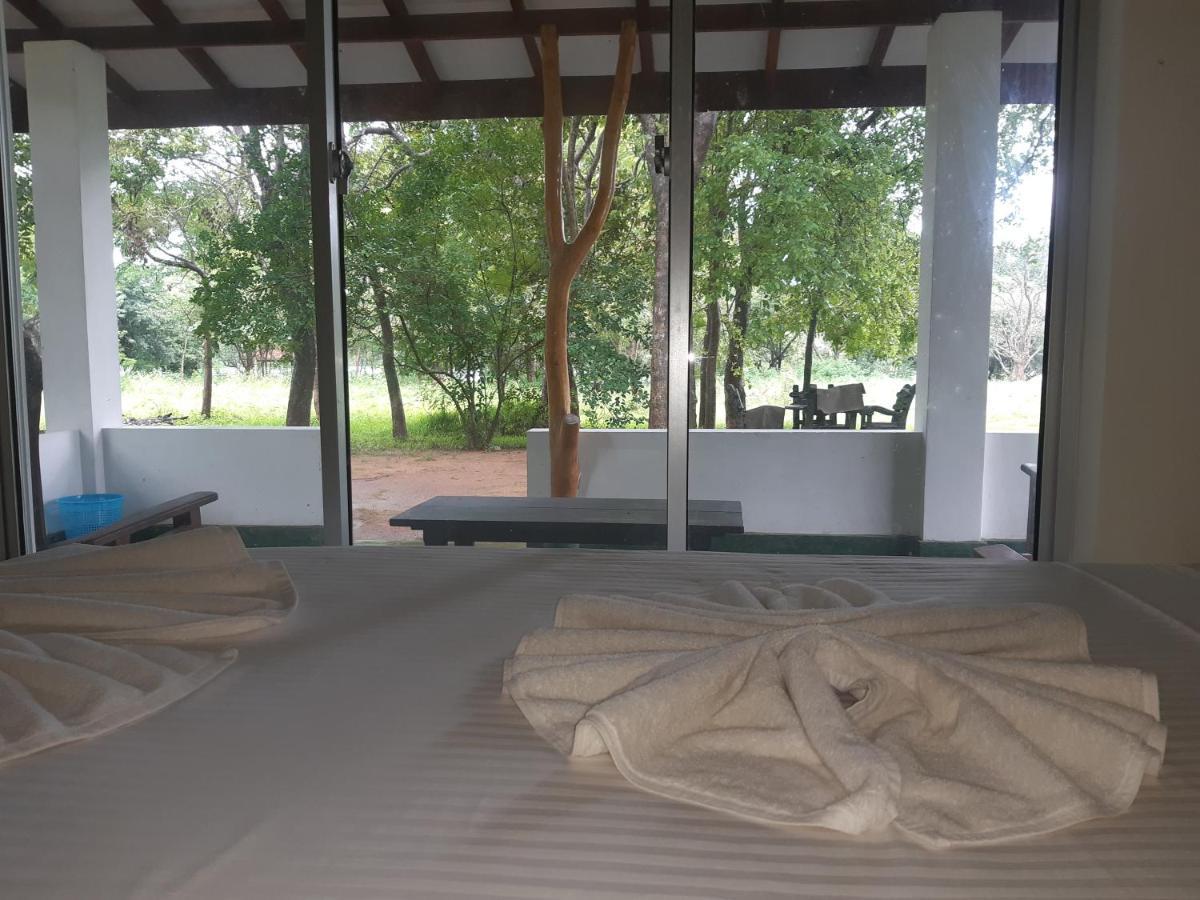 Banana Rest Sigiriya Bed & Breakfast Exterior foto