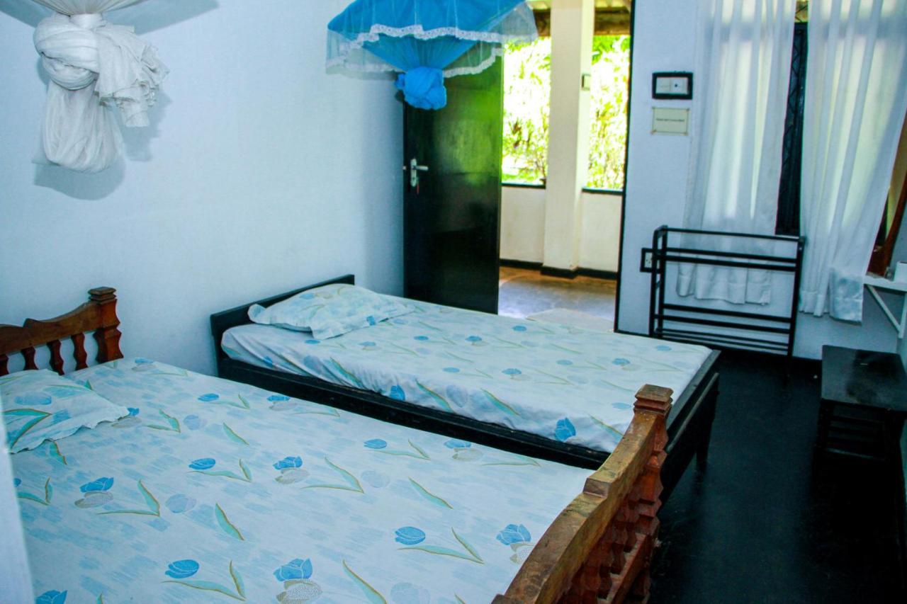 Banana Rest Sigiriya Bed & Breakfast Exterior foto
