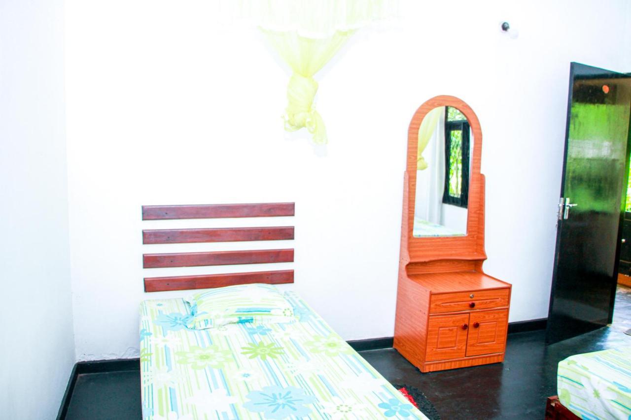 Banana Rest Sigiriya Bed & Breakfast Exterior foto