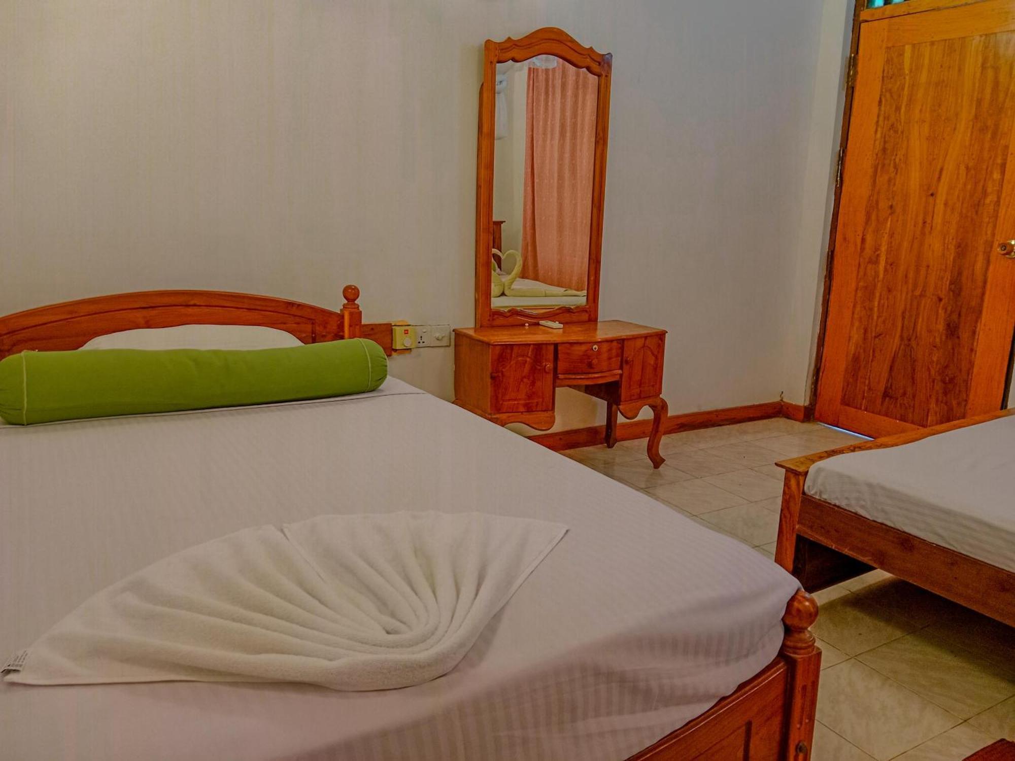 Banana Rest Sigiriya Bed & Breakfast Exterior foto