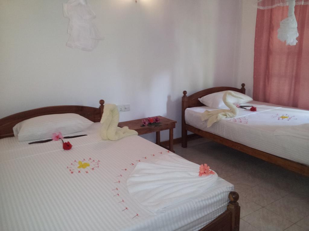 Banana Rest Sigiriya Bed & Breakfast Exterior foto